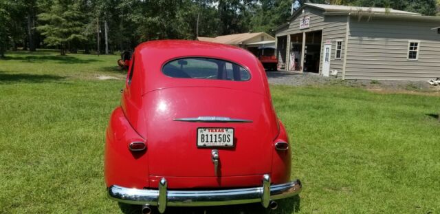 Ford Super Deluxe 1948 image number 1