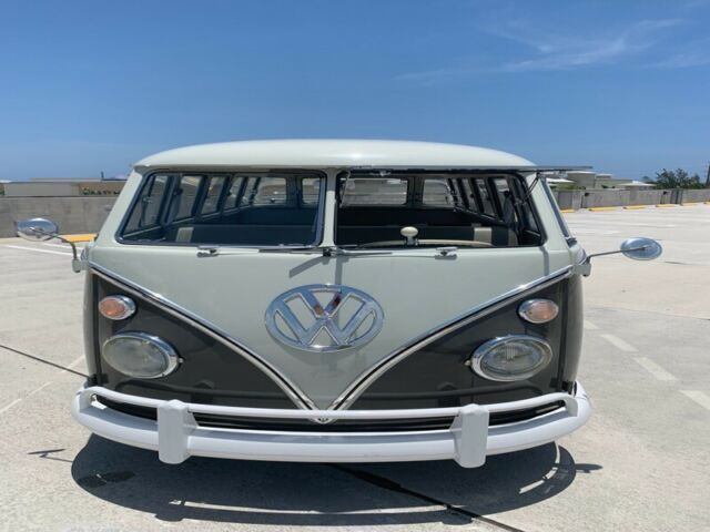 Volkswagen Bus/Vanagon 1961 image number 26