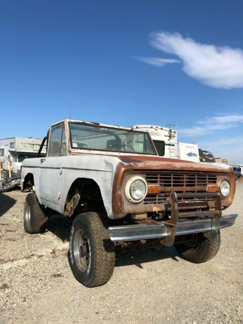 Ford Bronco 1969 image number 0