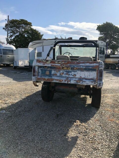 Ford Bronco 1969 image number 3