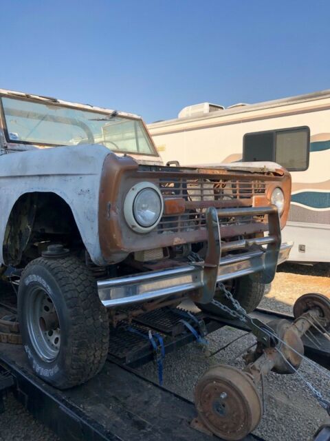 Ford Bronco 1969 image number 8