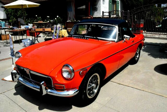 MG MGB 1973 image number 0