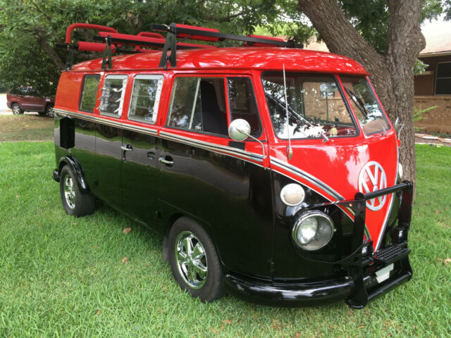 Volkswagen Bus/Vanagon 1965 image number 0