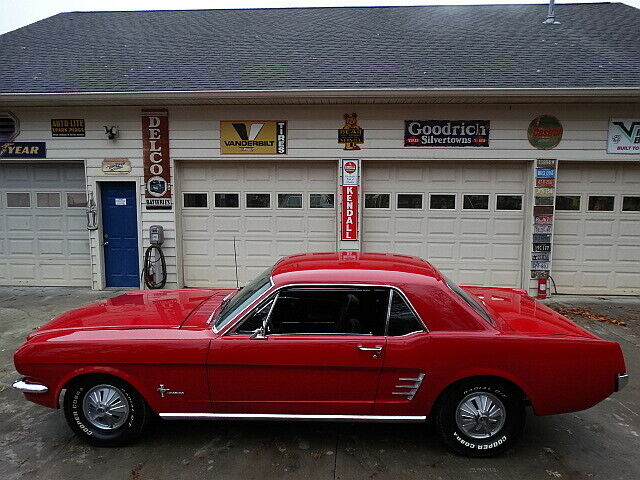 Ford Mustang 1966 image number 0