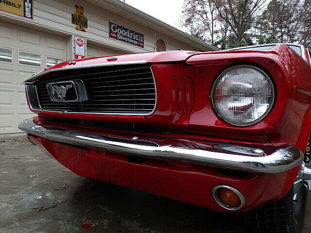 Ford Mustang 1966 image number 28