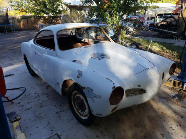 Volkswagen Karmann Ghia 1960 image number 14