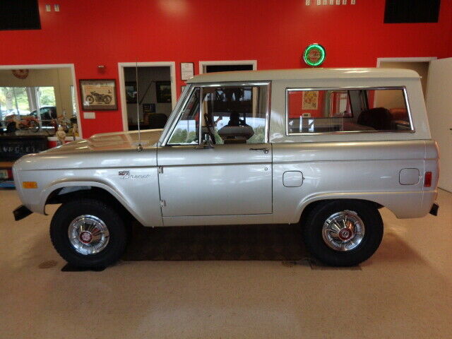 Ford Bronco 1977 image number 31