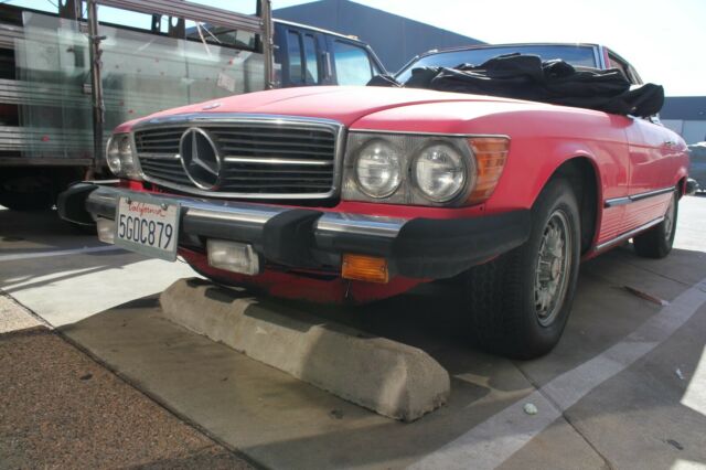 Mercedes-Benz SL-Class 1979 image number 11