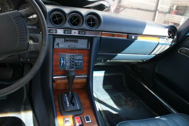 Mercedes-Benz SL-Class 1979 image number 5