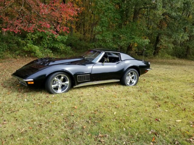 Chevrolet Corvette 1971 image number 8