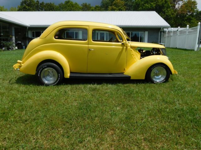 Ford street rod 1937 image number 22