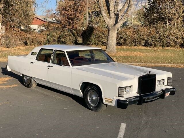 Lincoln Continental 1977 image number 18