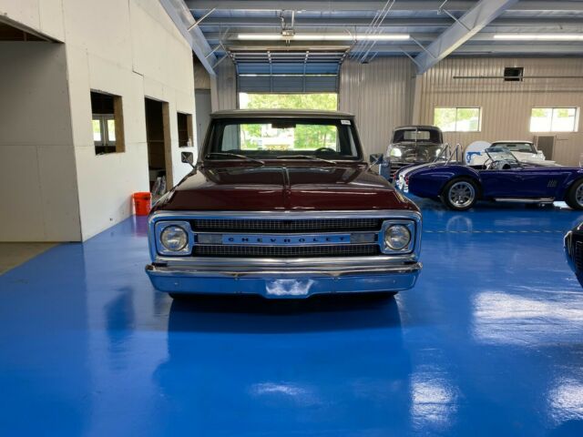 Chevrolet C-10 1969 image number 2