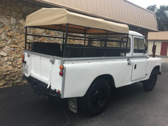 Land Rover Defender 1978 image number 29