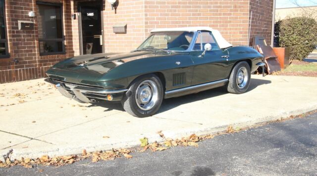 Chevrolet Corvette 1967 image number 24