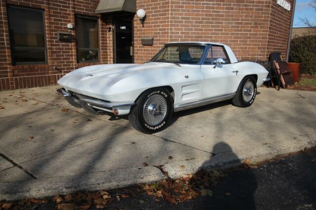 Chevrolet Corvette 1964 image number 0