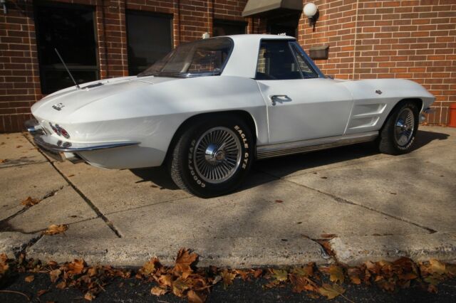 Chevrolet Corvette 1964 image number 29