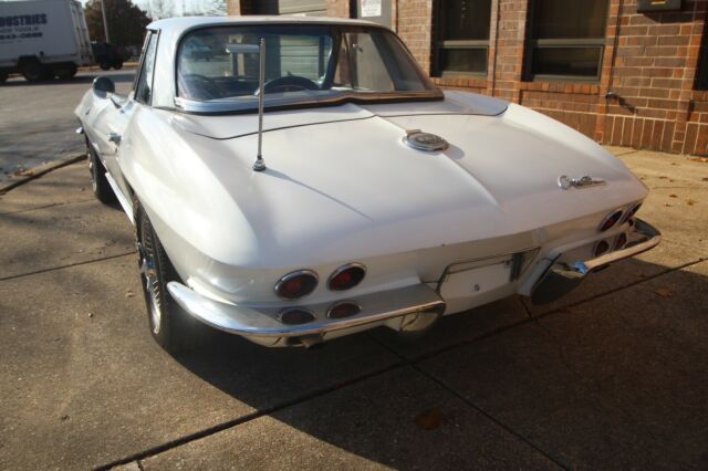 Chevrolet Corvette 1964 image number 3