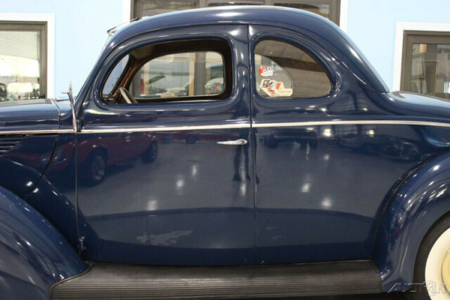 Ford 3 Window Coupe 1938 image number 11