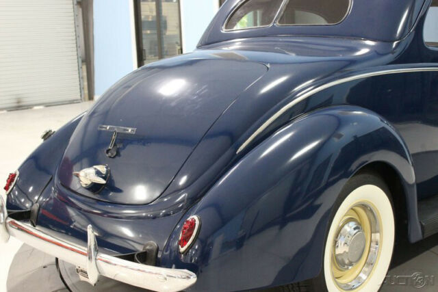 Ford 3 Window Coupe 1938 image number 14