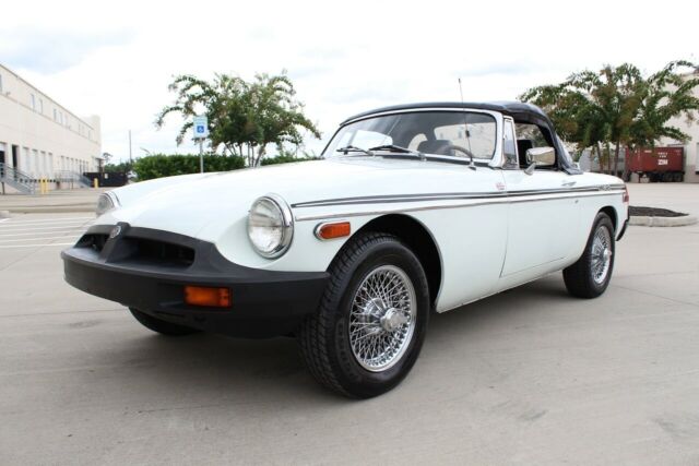 MG MGB 1979 image number 2