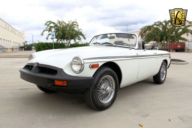 MG MGB 1979 image number 43