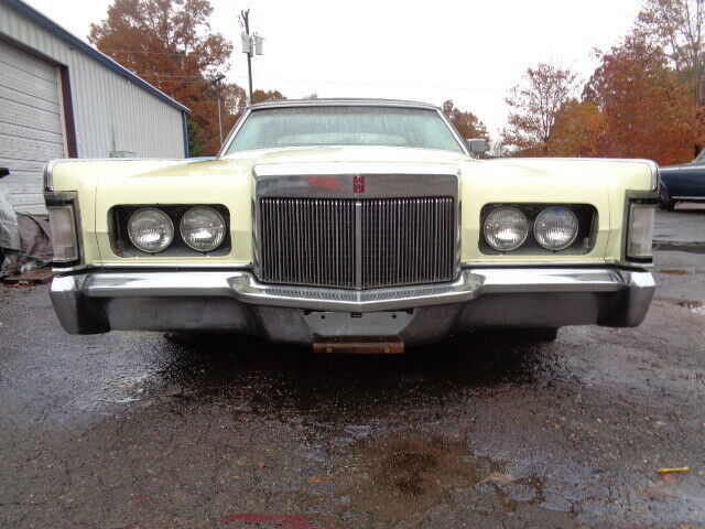 Lincoln Continental 1971 image number 0