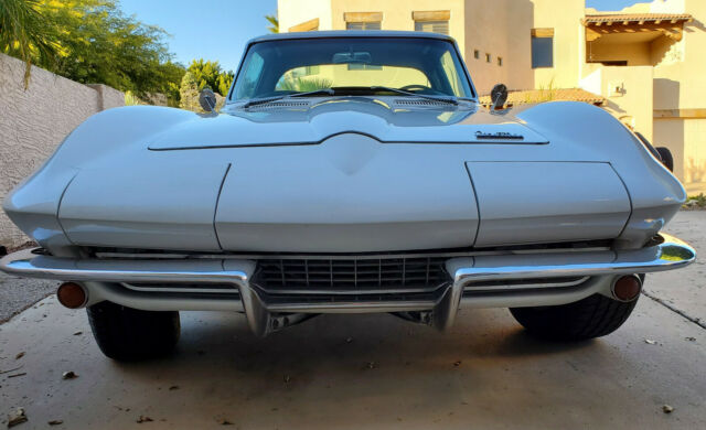 Chevrolet Corvette 1966 image number 17