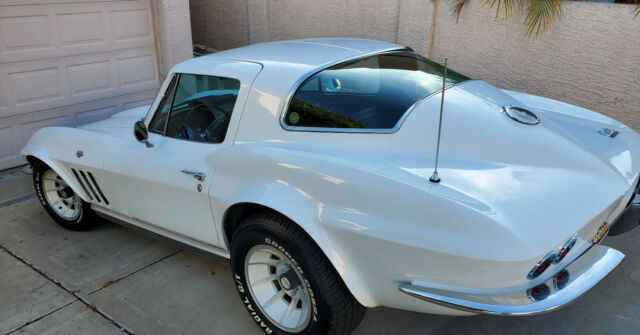 Chevrolet Corvette 1966 image number 19