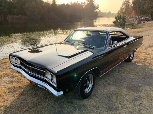 Plymouth GTX 1968 image number 24