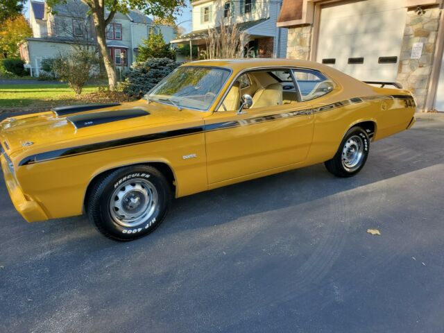 Plymouth Duster 1972 image number 13