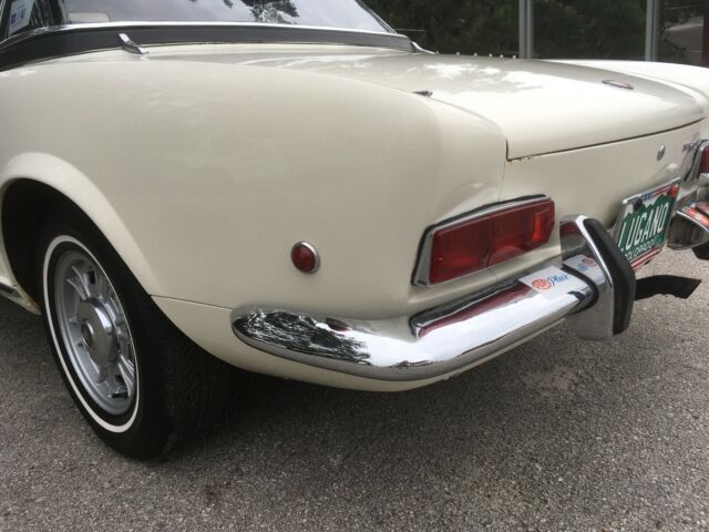 Fiat 124 Spider 1969 image number 9