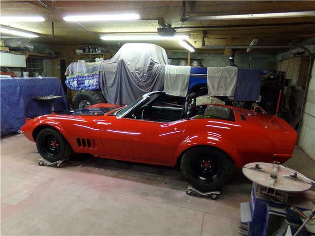 Chevrolet Corvette 1972 image number 12