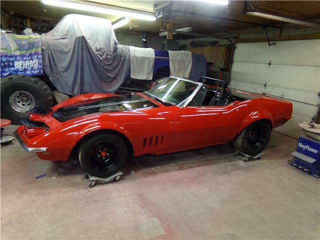 Chevrolet Corvette 1972 image number 18