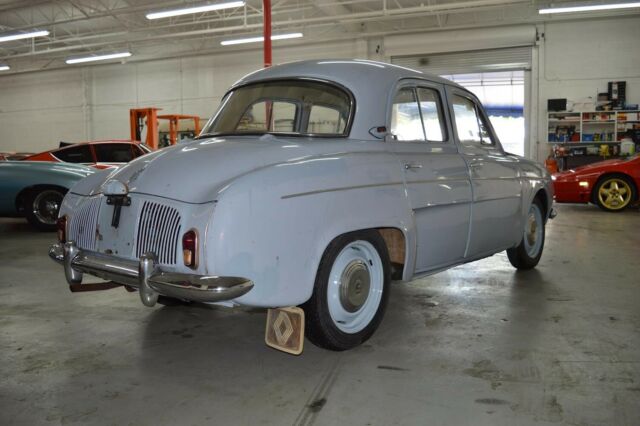 Renault Dauphine 1959 image number 35