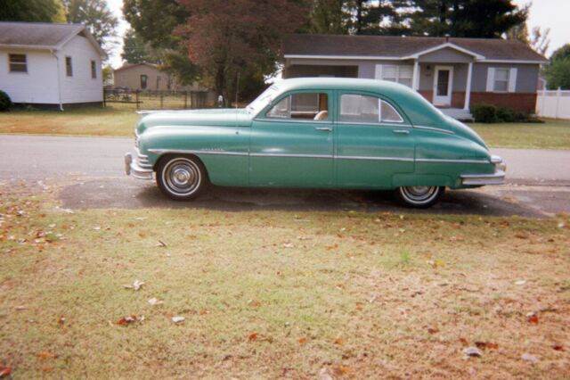 Packard Deluxe Eight 1950 image number 10