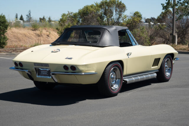 Chevrolet Corvette 1967 image number 8