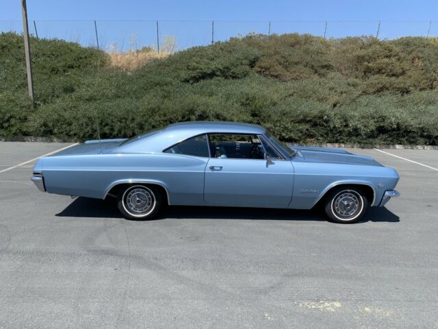 Chevrolet Impala 1965 image number 14