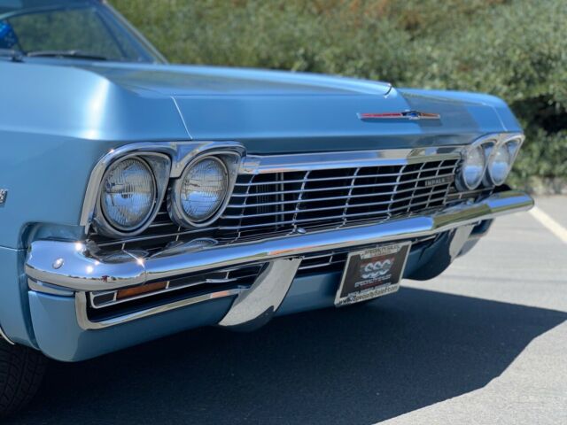 Chevrolet Impala 1965 image number 21