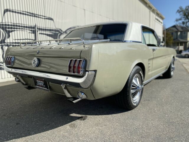 Ford Mustang 1966 image number 10