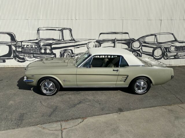 Ford Mustang 1966 image number 3