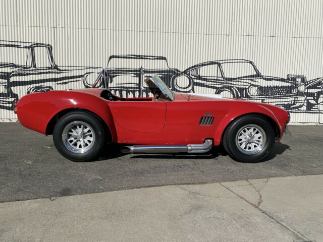 AC Cobra Replica 1965 image number 13