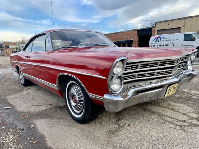 Ford Galaxie 1967 image number 10