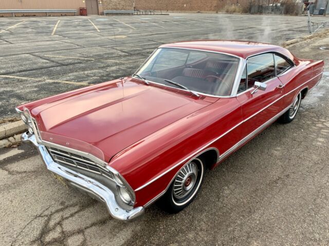 Ford Galaxie 1967 image number 16