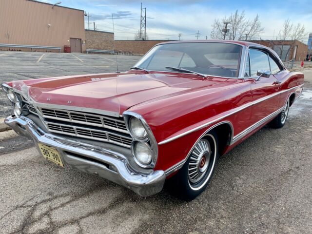 Ford Galaxie 1967 image number 24