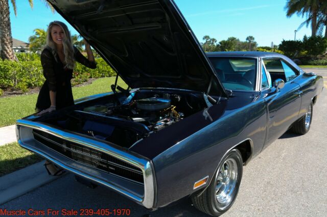 Dodge Charger 1970 image number 32