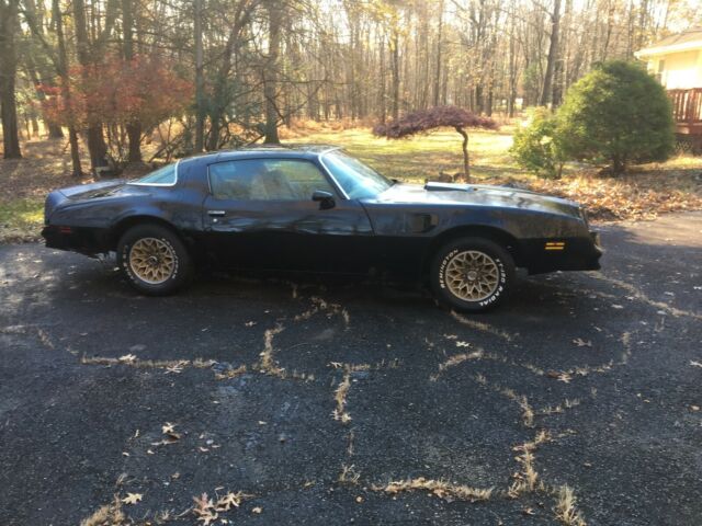 Pontiac Trans Am 1977 image number 28