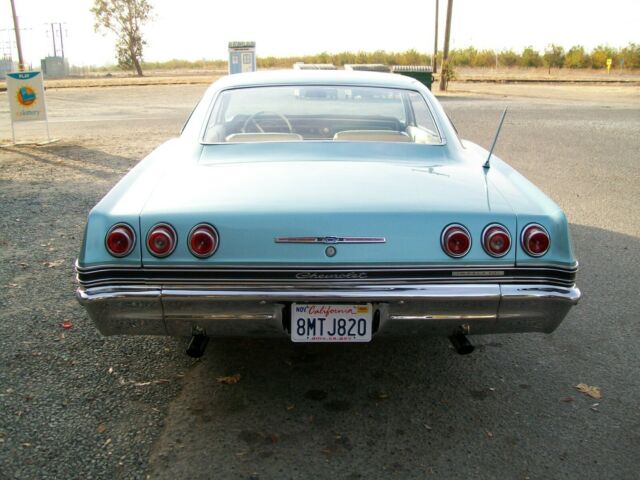 Chevrolet Impala 1965 image number 32