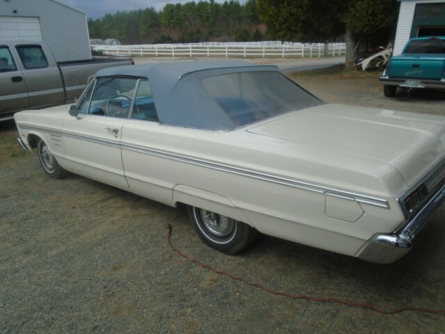 Plymouth Fury 1965 image number 1