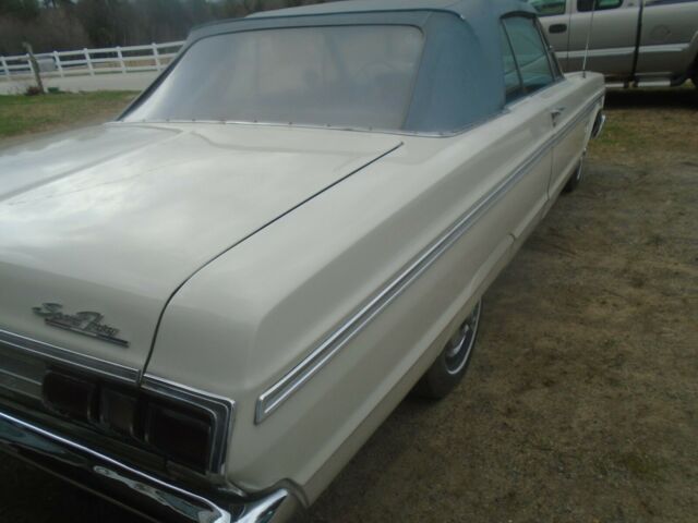 Plymouth Fury 1965 image number 26